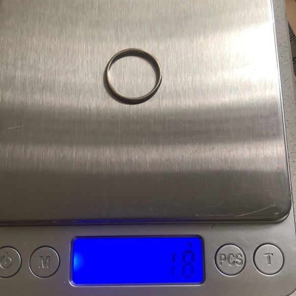 14k White gold ring with scroll engraving - Picture 6 of 6